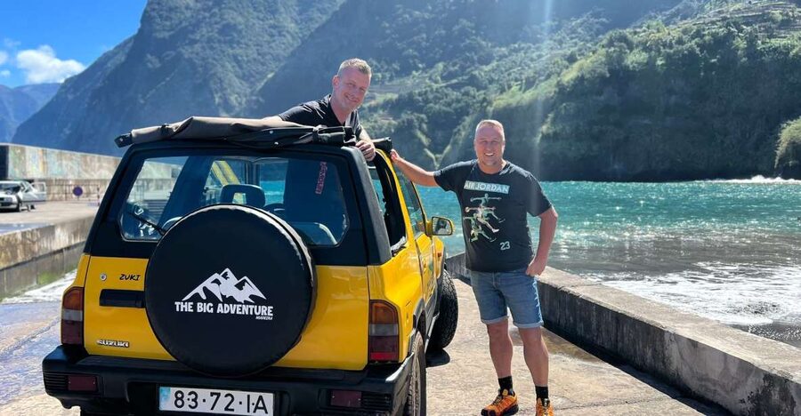 Madeira: Full-Day Jeep Tour with Guide and Pickup - Cabo Girão Skywalk: the cliff view, plus a reality check