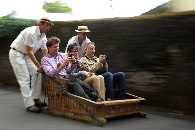 Madeira Half-Day Sightseeing Private Tour with Wine Tasting - Eira do Serrado and Curral das Freiras: Madeira’s Valley Theater