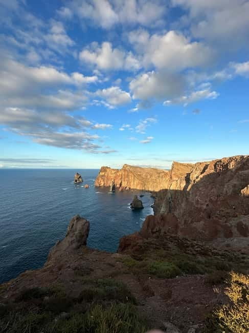 Madeira: Hike Transfer to Ponta de São Lourenço (PR8) - Door-to-door shuttle from Funchal or Canico, timing and setup