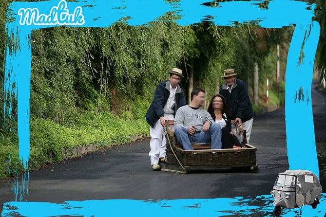 Madeira Monte Tobbogans and Old Town Tuk Tuk Tour by MadTuk - How this MadTuk tour actually feels in real time