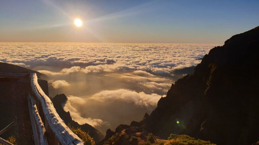 Madeira: Pico do Areeiro Sunrise Tour - Pico do Areeiro sunrise, and why it is so worth the drive
