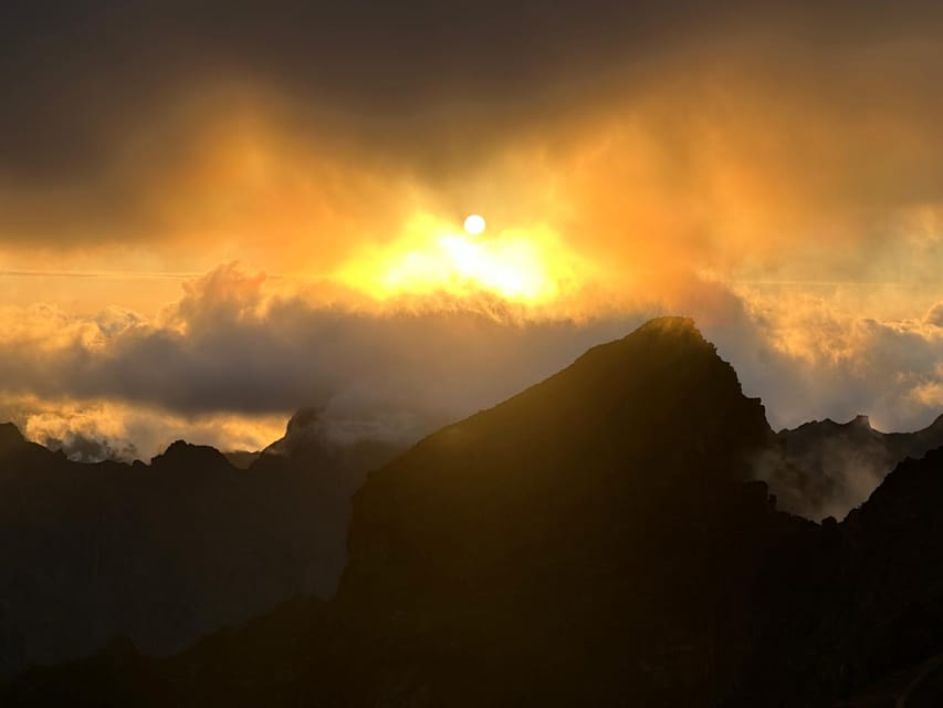 Madeira: Pico do Arieiro Sunset with Optional Dinner - Pico do Arieiro: how the sunset timing works, and what the rules mean