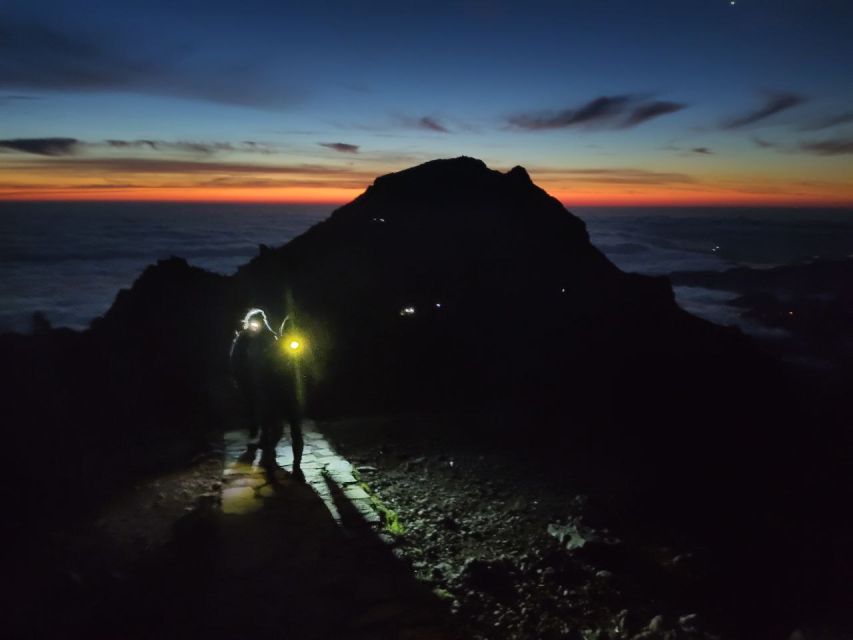 Madeira: Pico Ruivo Guided Sunrise Hike with Hotel Pickup - Gear and Clothing: What to Bring for Warmth and Comfort