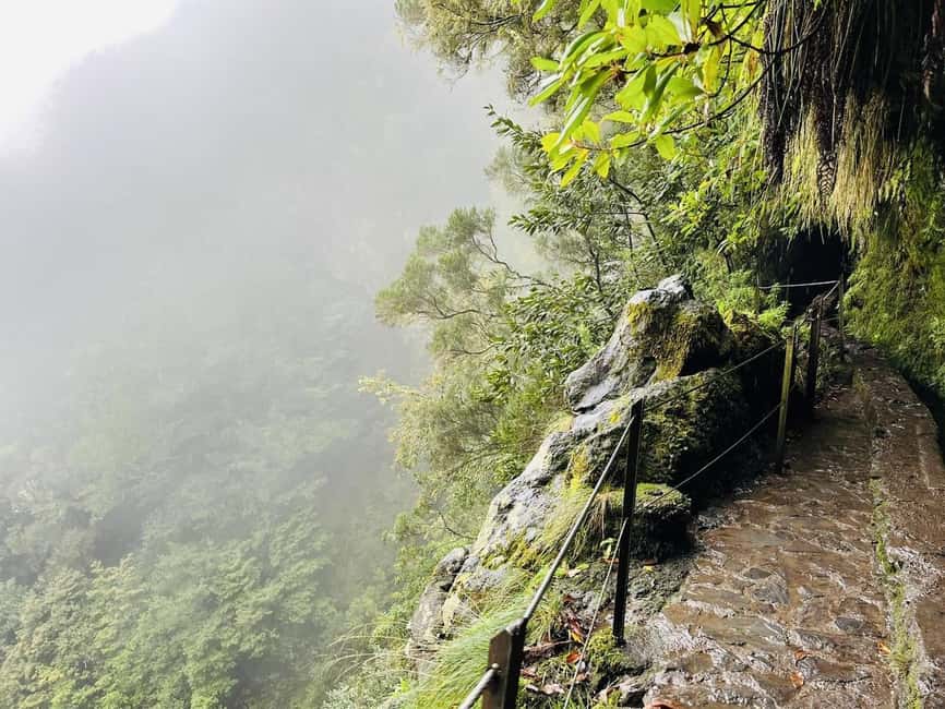Madeira: PR 9 - Levada do Caldeirão Verde Hike Transfer - PR9.1 Caminho para Todos is your warm-up, plus it affects your distance math