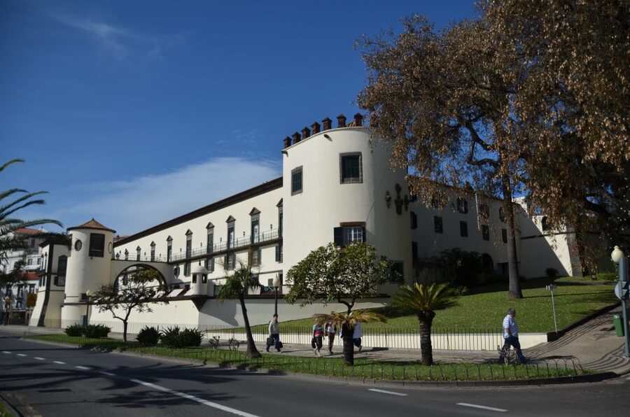 Madeira: Private Funchal City Tour in a Tukxi - Funchal Cathedral and the central square: old meets civic life
