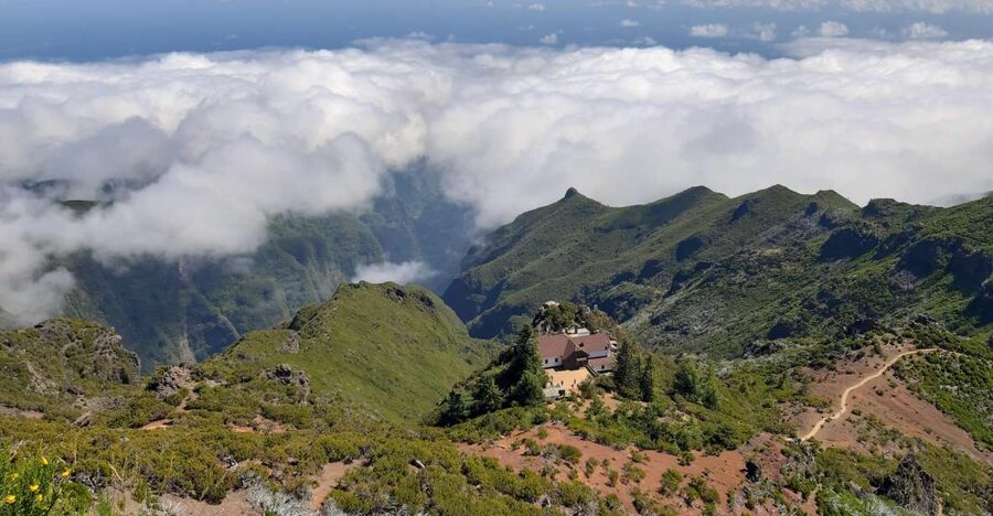 Madeira: Private Guided Achadas Teixeira - Pico Ruivo PR1.1 - What you’re actually seeing: sea, clouds, villages, and millennia-shaped terrain