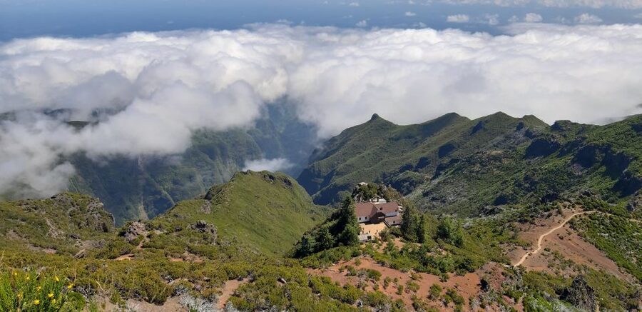 Madeira: Private Guided Achadas Teixeira - Pico Ruivo PR1.1 - Weather reality: what to bring so rain or wind doesn’t ruin your day
