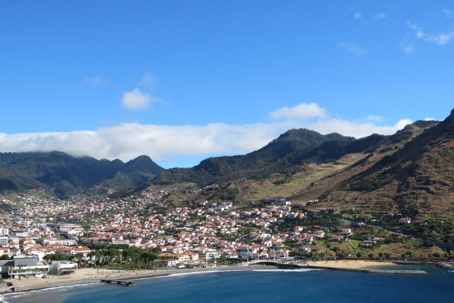 Madeira : Santana & Peaks full day tour by Open 4x4 - Faial Coastline and Santana’s Triangular Straw Houses
