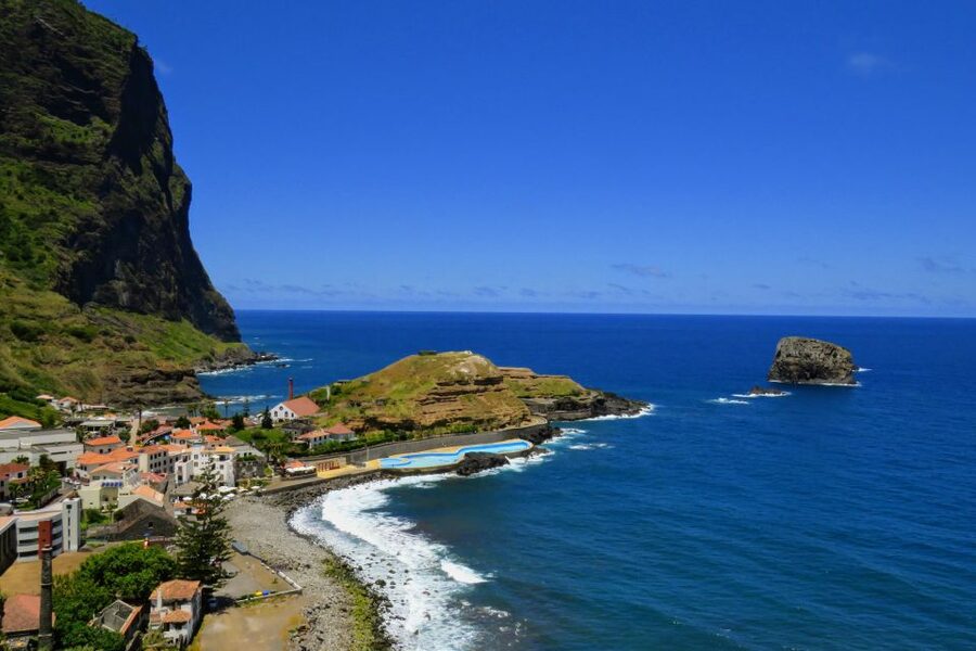 Madeira : Santana & Peaks full day tour by Open 4x4 - Traditional Lunch, Poncha Stops, and What Optional Food Adds