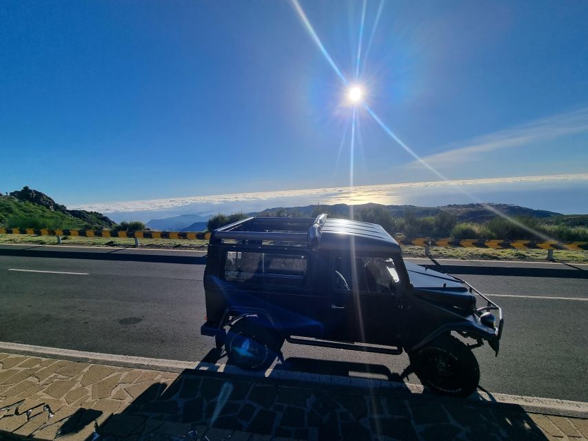 Madeira : Santana, Pico Arieiro, walk full day 4x4 Jeep tour - How the Day Runs: Pickup Zones, Timing, and What to Bring