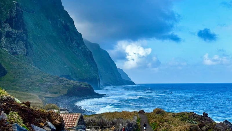 Madeira: Westside Achadas Cruz, Moniz, Seixal and Fanal - Ribeira da Janela: the rock formation you feel in your stomach