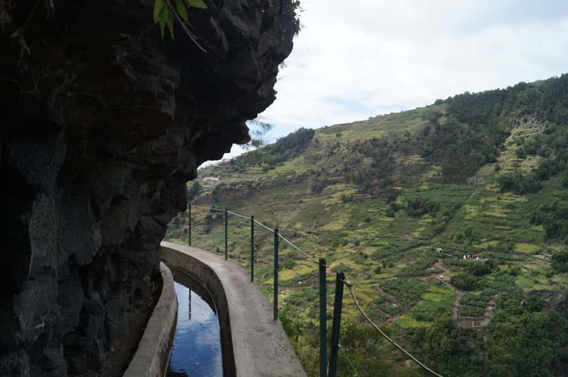 Madeira: Wet your hair in the amazing Levada Nova / Moinhos - Ponta do Sol Break: Sea Time, Lunch Chances, and Scenic Stops