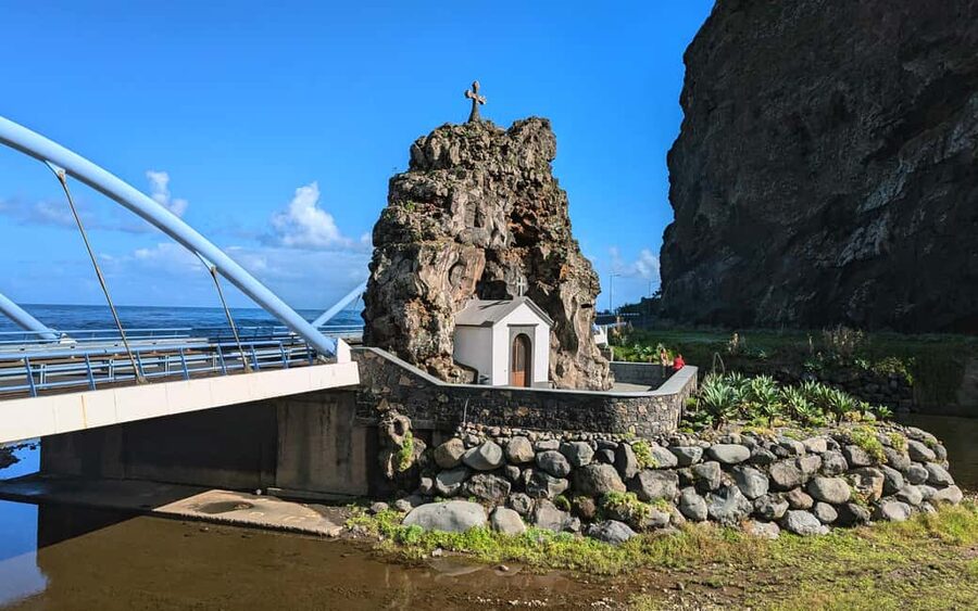 North Tour Private Half-Day: S. Vicente, Seixal & P. Moniz - São Vicente: Green Volcanic Caves, Vineyards, and Traditional Pottery