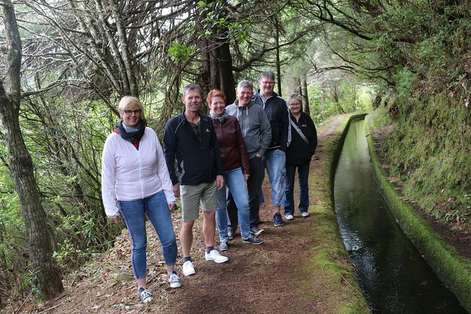 NorthWest Landscapes, UNESCO & volcanic pools 4x4 experience - Pickup, group size, and what the ride is like