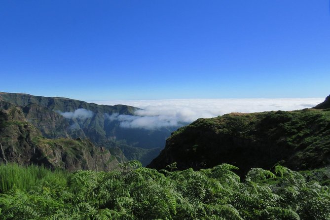 Nun's Valley Open 4X4 Tour - Stop 4: Pico do Arieiro, the cloud-watching gamble