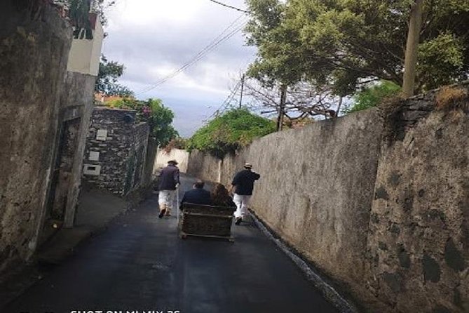 Nuns Valley/Monte with sledge ride. - Monte church and the wicker toboggan ride you will remember