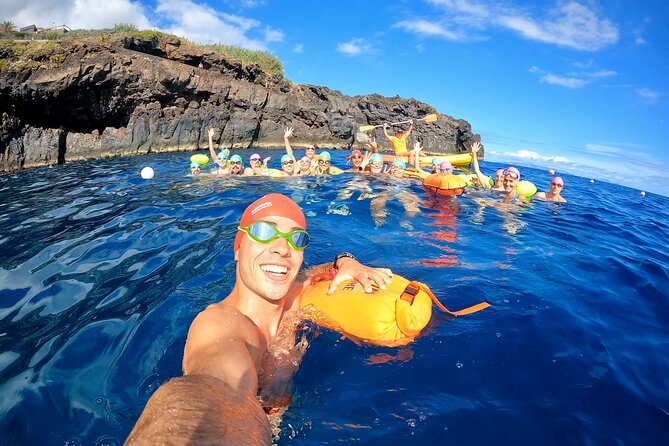 Open-Water Swimming in Madeira - The 1-hour swim plan: warm-up, buoy setup, and staying together