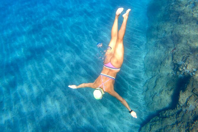 Open-Water Swimming in Madeira - What the guides do well: calm support from Mary-Clare and André
