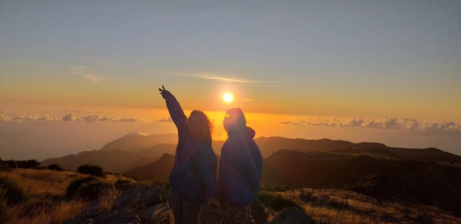 Pico do Arieiro: Private 4x4 Sunrise Trip with Hot Drinks - Price and Logistics: Is $365 a Good Deal?