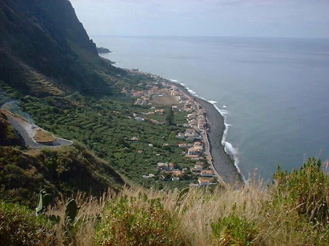 Prazeres: Full-Day Nature Walk - Western Madeira, ocean on one side, mountains on the other