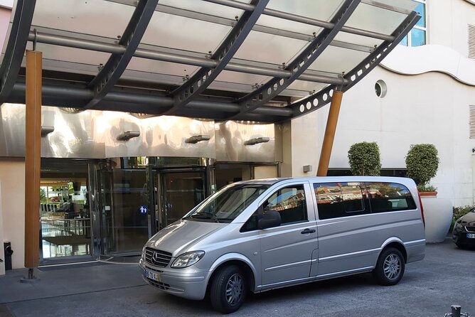 Private airport transfer to Funchal 8 people more return - What makes this transfer feel “easy”: the car, the luggage, and the driver