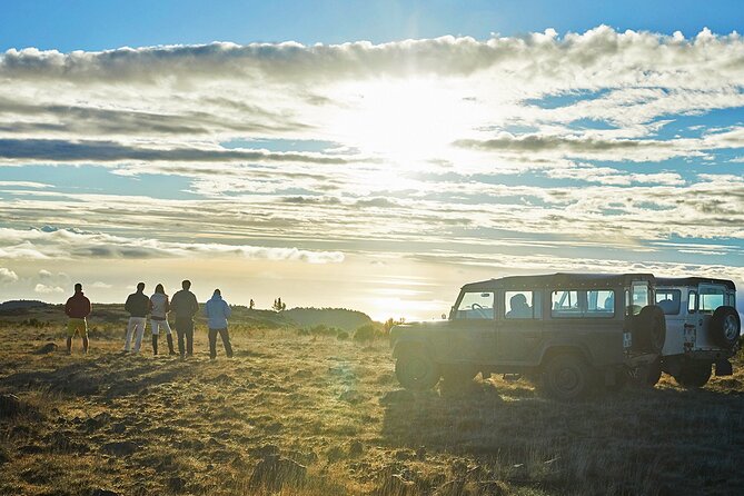 Private Breathtaking Sunrise Private Jeep Tour - Poiso, Santo da Serra, and Machico: a half-day with variety