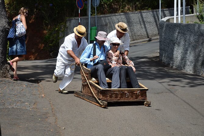 Private Express Tuk Tuk Tour Funchal Old Town & Toboggans - Paroquia de Nossa Senhora do Monte: a short stop with real Madeira character