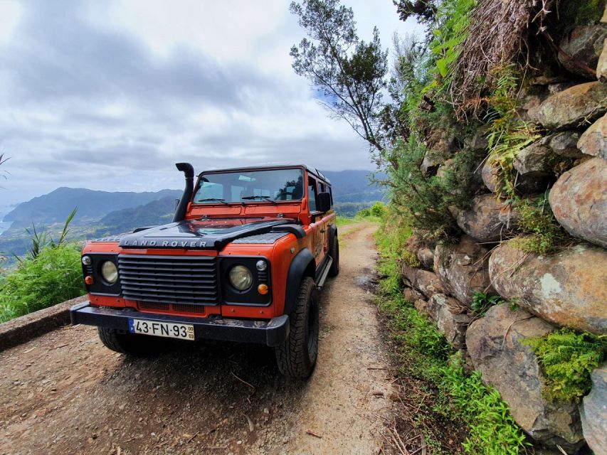 Private Jeep Tour Santana to East-Side - Ponta de São Lourenço, the dry eastern cliffs and strong color