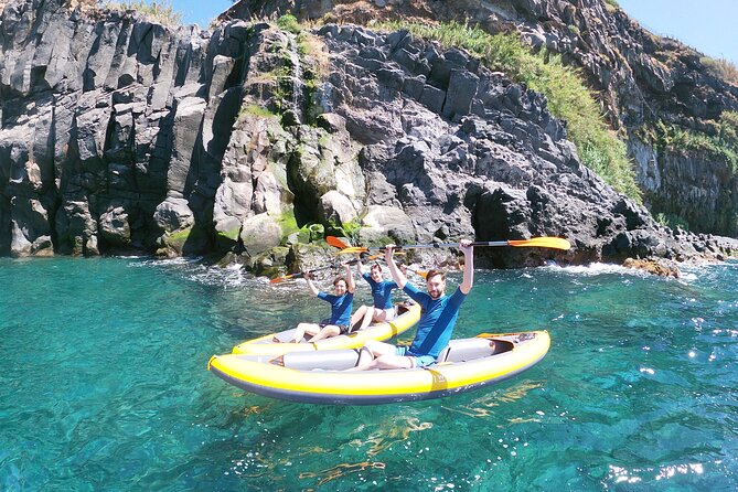 Private Kayak Tour & Snorkeling in Câmara de Lobos - Snorkeling time: gear included, plus a guide who handles the setup