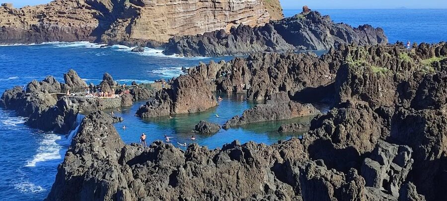 Private Minubus 8 seater - Central Madeira Highlights: Nuns Valley, Eira do Serrado, and Levadas