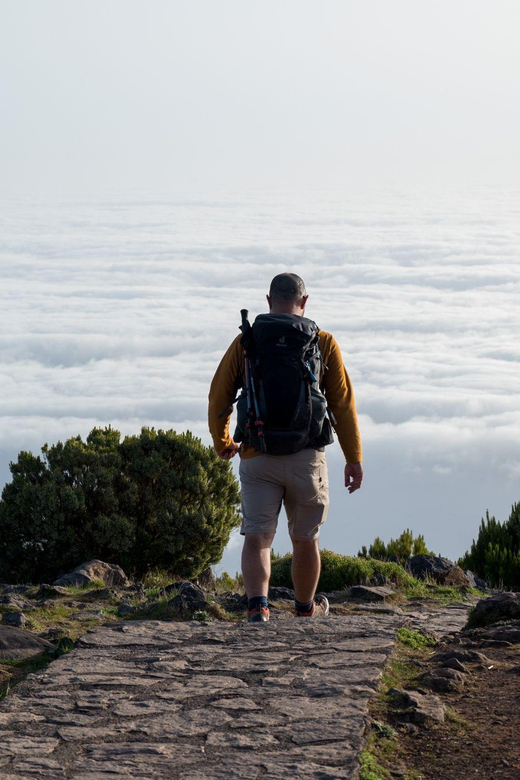 Private Sunrise Hike to Pico Ruivo with Hotel Pickup - Headlamps, Stargazing Moments, and How the Guide Keeps It Safe
