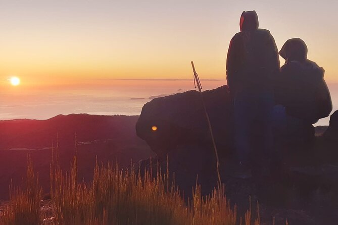 Private Sunrise Pico do Areeiro Half Day with easy levada walk - How Machico fits in without eating your whole day