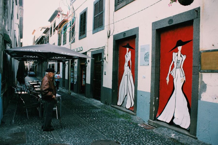 Private Tour:Historical Old Town 1-Hour Tour by Tuk Tuk - Key Things You’ll Notice on This Funchal Tuk Tuk Tour