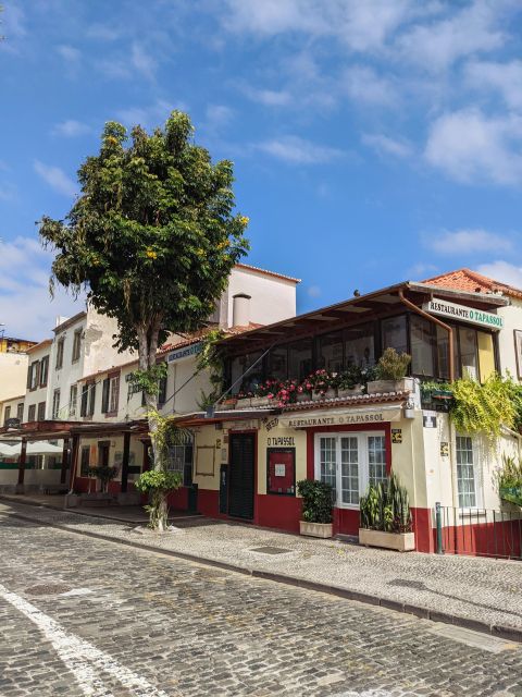 Private Tour:Historical Old Town 1-Hour Tour by Tuk Tuk - Sao Pedro and the Cathedral Area: Getting Oriented Fast