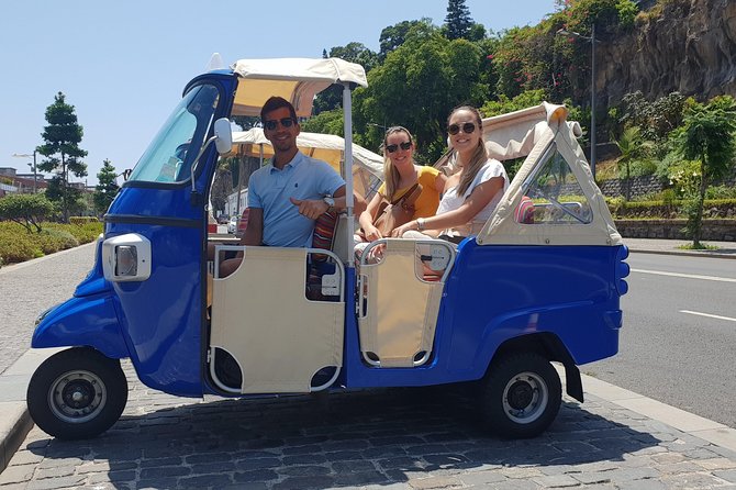 Private Tuk Tuk Tour to Old Town + Monte in Funchal - Timing tips: queues at Monte and how to avoid them