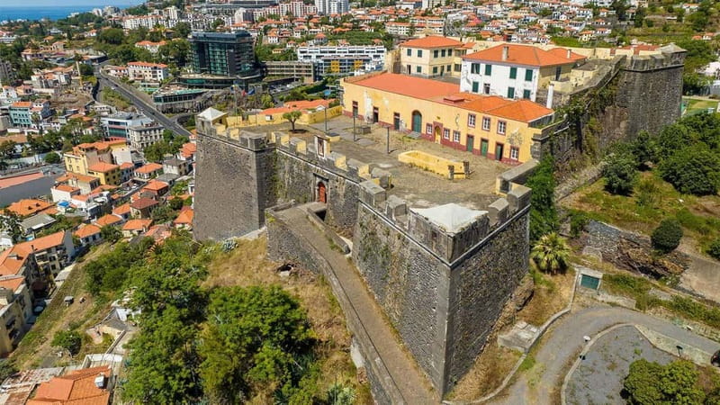 Private Vespa Tour Funchal & Câmara Lobos (3hrs) - Riding a Vespa Around Madeira’s Best Edges