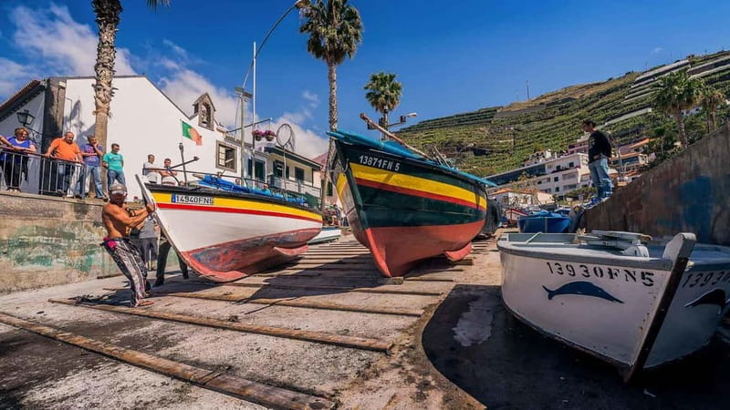Private Vespa Tour Funchal & Câmara Lobos (3hrs) - Stop 1: A Quick Start Before the Views