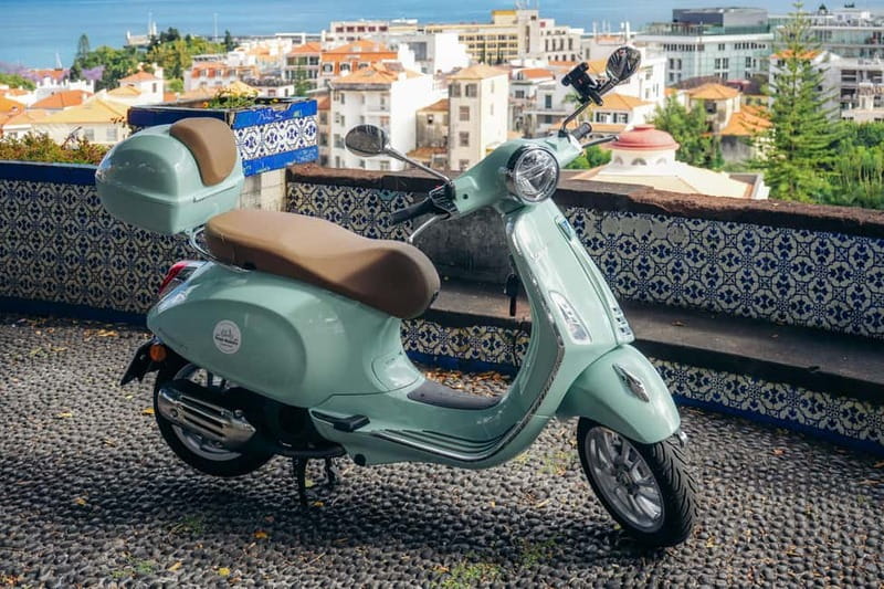 Private Vespa Tour Funchal & Câmara Lobos (3hrs) - Zona Velha (Old Town): Walk, Learn, Look