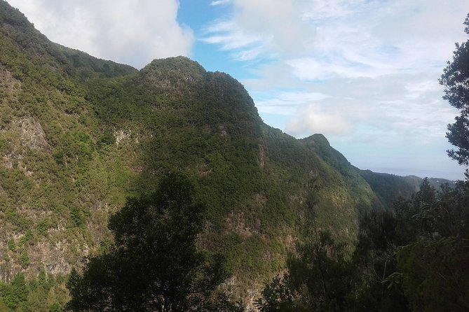 Queimadas-Caldeirão Verde - Fitness and comfort: who this hike suits best