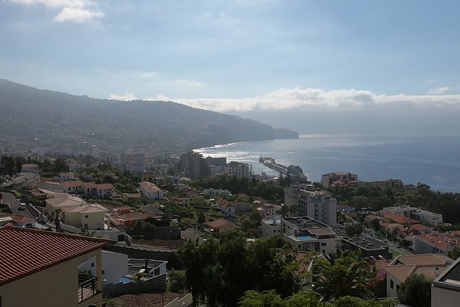 Real Life, Mountains & Sea Cliffs + Lunch + Levada walk - 6 hours - Starting in Funchal: How Pickup and Timing Works