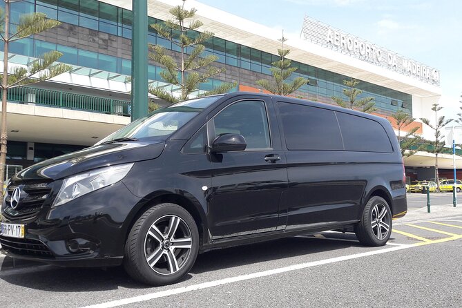 Return Private Transfer Funchal Airport - Waiting up to 1 hour, and how they handle late flights