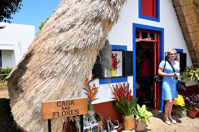 Santana / Typical Houses Tour - Santana: Triangular Thatched Houses, Primary Colors, and Lunch Time