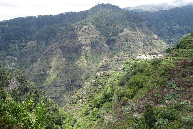 Serra D'Água Valley - Levada Walk - What the 3 Hour Levada Walk Feels Like (and What to Wear)