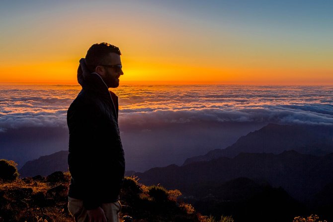 Sunrise Tour @ Pico Do Areiro | Half Day 4x4 Tour - Pickup in Funchal and the Comfort of a 4x4 for Six