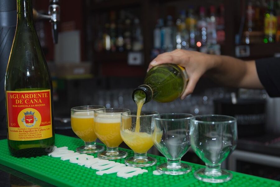 Taste Funchal: food, wine and cultural tour - Sweet finishes: pastel flavors, biscuits, and locally made chocolate