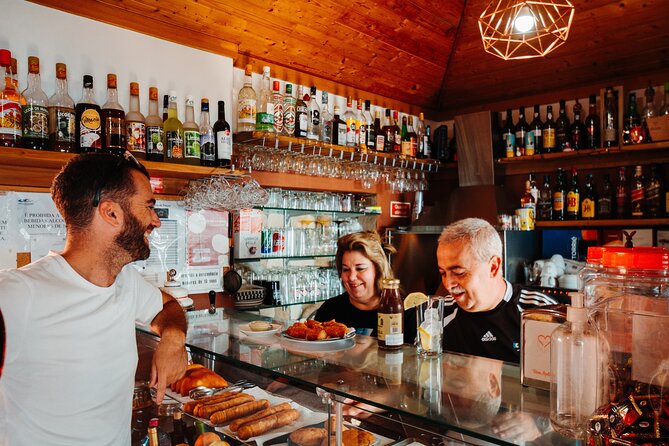The Tasca Tour - Half Day Food and Drinks Tour - What to eat and sip in those Funchal bars