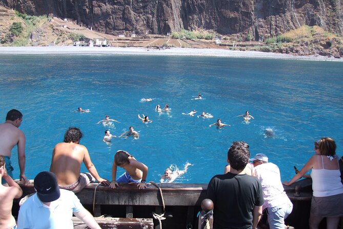 Time Travel on Columbus Replica Flag Ship in Madeira - First step on board: what the Santa Maria replica feels like