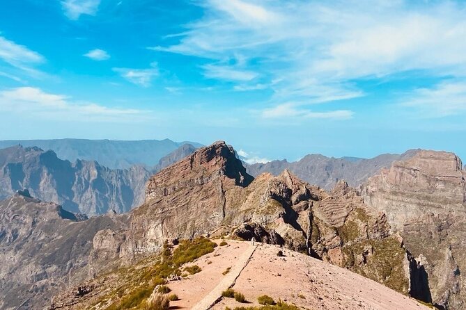 Transfer from Achada do Teixeira to Pico do Arieiro - Price and Value: Why $33.11 Can Be a Smart Spend