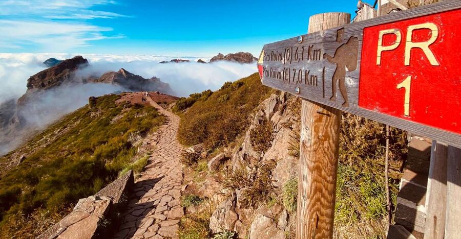 Transfer from Pico do Areeiro to Achada do Teixeira - Meeting at Pico do Areeiro Parking, Then Rolling to Achada do Teixeira