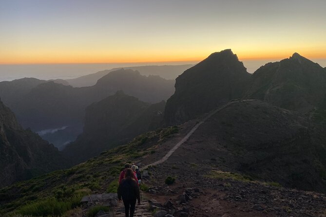 Transfer to Picos da Madeira - Pico do Arieiro and Pico Ruivo - What you need to be comfortable: fitness and the mountain reality